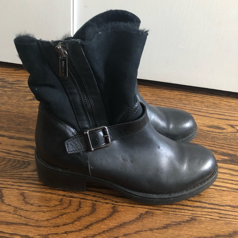Aquatalia shearling winter boots 8.5 good condition